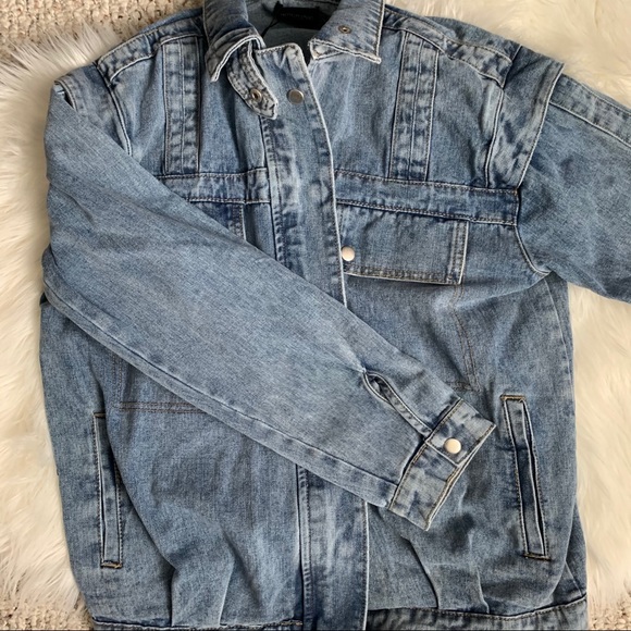 Pretty Little Thing Oversized Denim Jacket size 4 - Picture 3 of 8